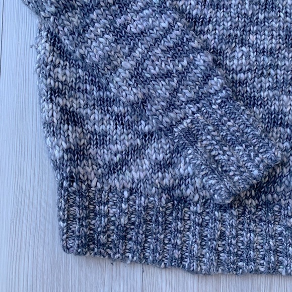 URBAN OUTFITTERS knit crew neck oversized sweater size M - Picture 12 of 13